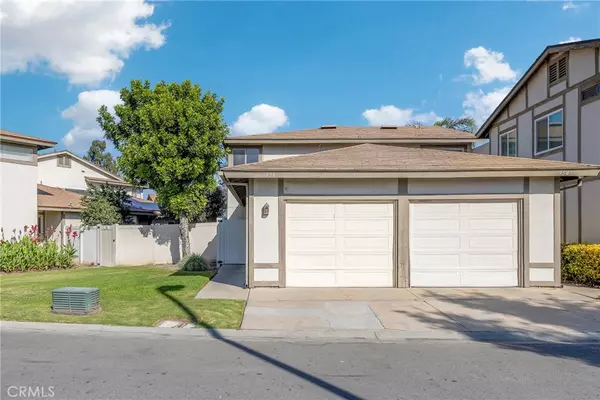 956 Cone Flower LN, Ontario, CA 91762