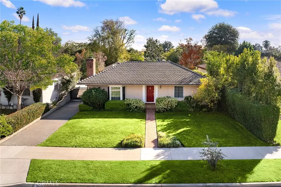 2270 Brentford Rd, San Marino, CA 91108