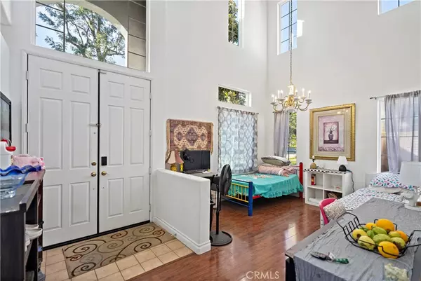 Ontario, CA 91762,2819 S Euclid