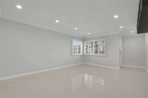 Montebello, CA 90640,745 Bartolo AVE