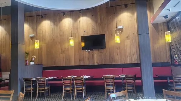 Alhambra, CA 91801,11 W Main ST