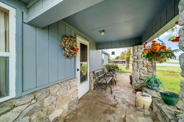 Langley, OK 74350,131 E Osage AVE Avenue