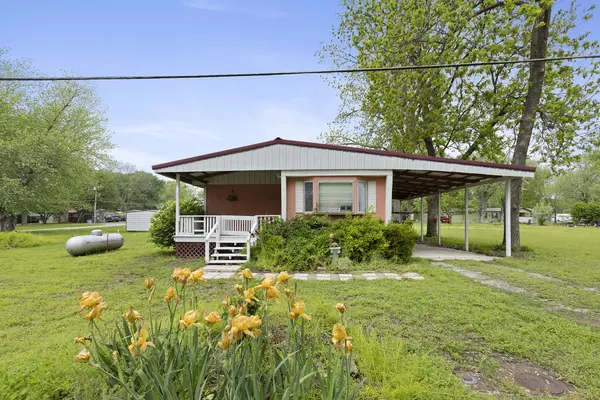 25381 S 608 LN Lane, Grove, OK 74344