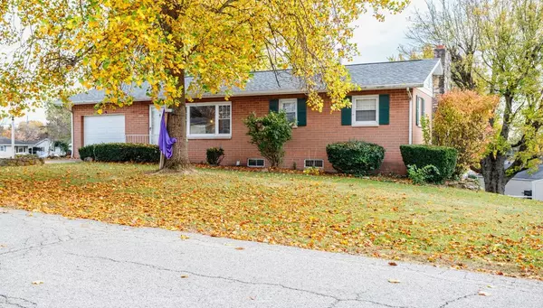 1305 W 7th Street, Connersville, IN 47331