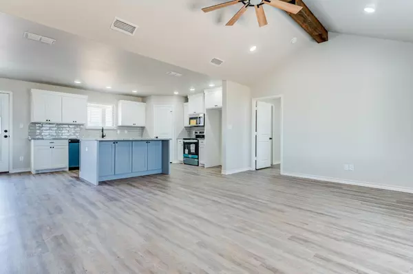 Shallowater, TX 79363,10209 N County Road 6100