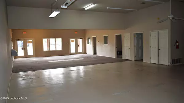 Lubbock, TX 79424,6006 82nd Street