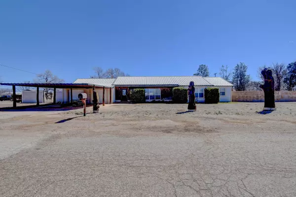 Wood Avenue, Amherst, TX 79312