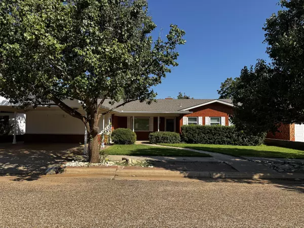 2218 S 4th Street, Lamesa, TX 79331