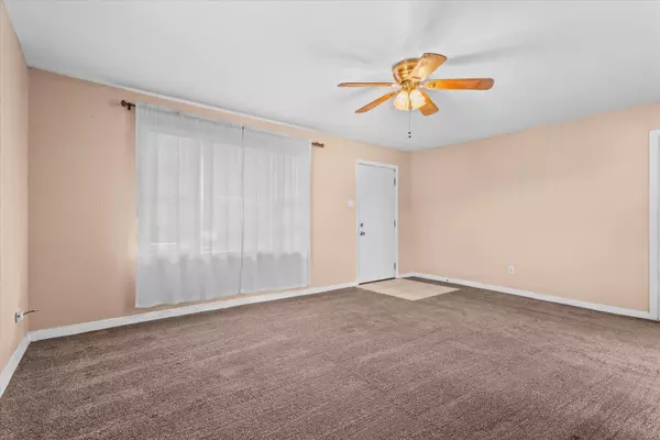 Lubbock, TX 79410,33rd Street