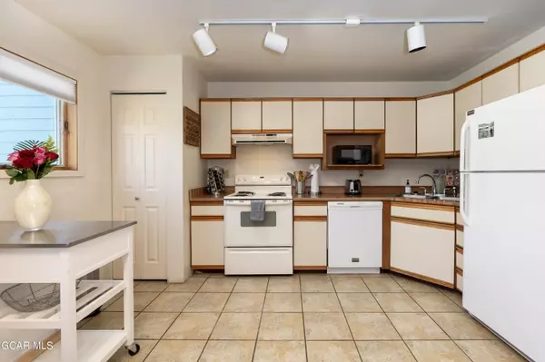 Fraser, CO 80442,850 BADGER LN #Unit 2