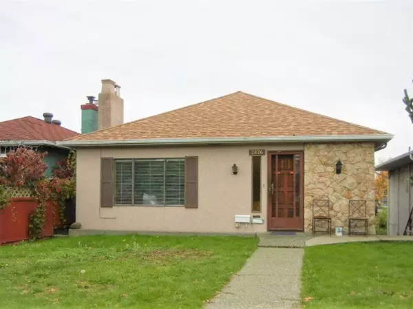 2876 E Broadway,  Vancouver,  BC V5M 1Z1