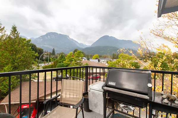 Squamish, BC V8B 0L8,40100 Willow CRES #A303