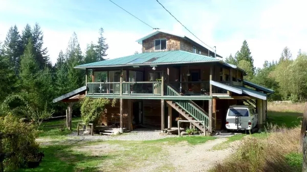 Roberts Creek, BC V0N 2W1,1551 Lockyer RD