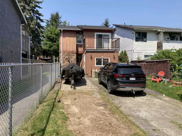 Langley, BC V4W 3K9,300 Nicholas CRES