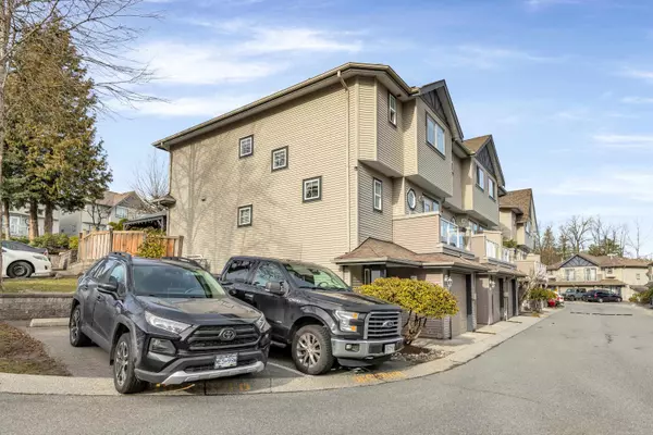 Maple Ridge, BC V2X 2N4,11229 232 ST #51