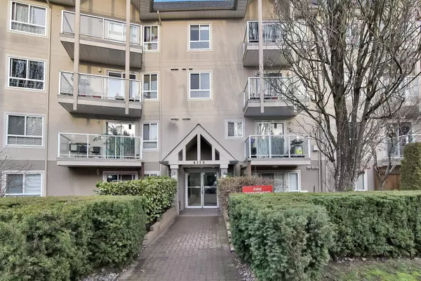 8110 120a ST #312,  Surrey,  BC V3W 3P3