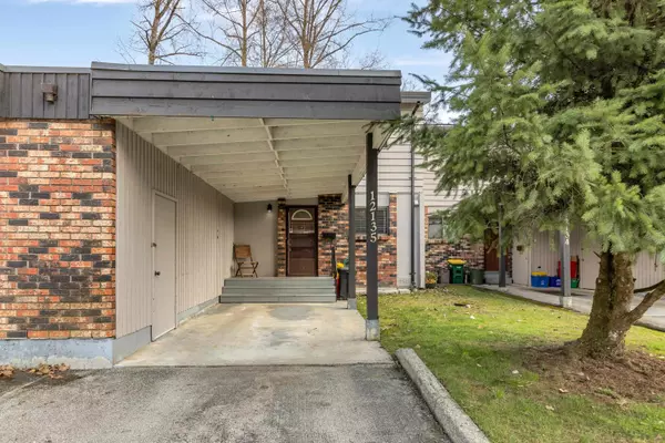 Maple Ridge, BC V2X 8A2,12135 Schmidt CRES