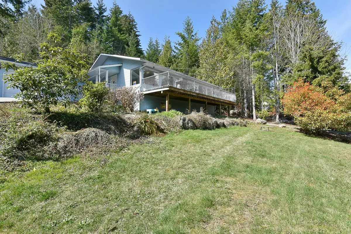 Sechelt, BC V7Z 0L6,6016 Parkview PL