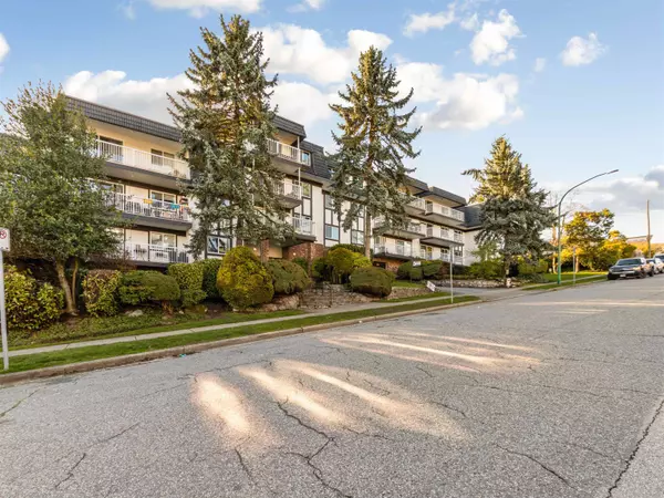 Burnaby, BC V5B 3T1,371 Ellesmere AVE #206