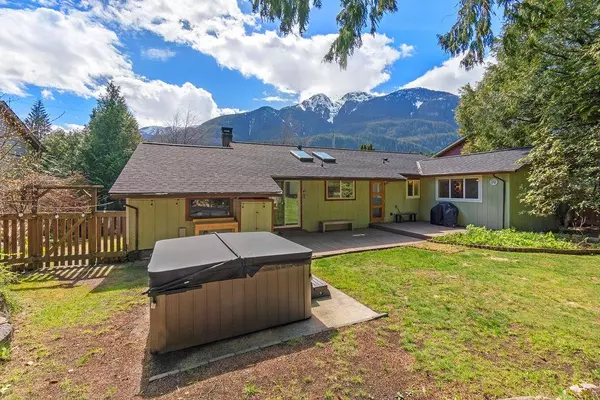 Squamish, BC V0N 1H0,42038 Birken RD