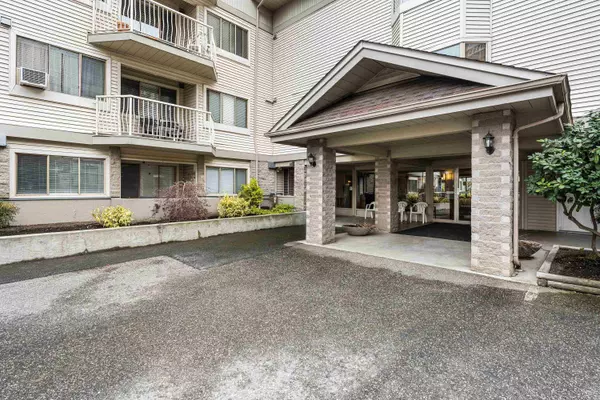 Chilliwack, BC V2P 7X6,9186 Edward ST #215