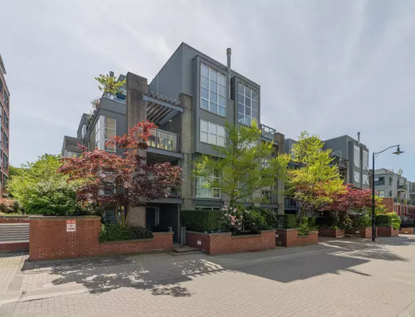 Vancouver, BC V6K 4S9,2288 Marstrand AVE #205