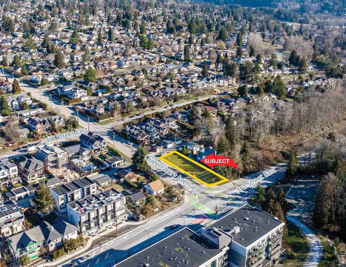 North Vancouver, BC V7L 1G9,802 E 3rd ST