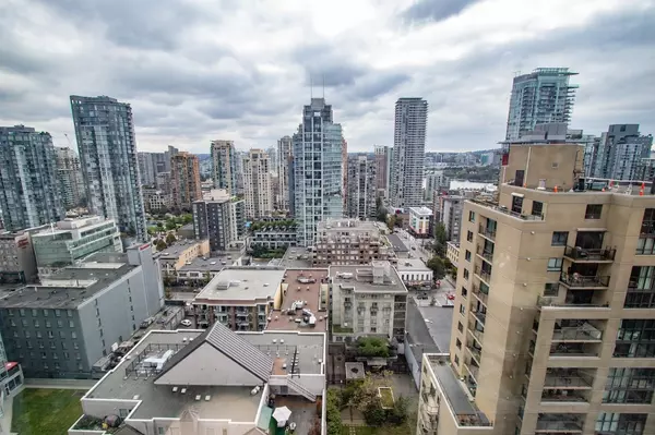 Vancouver, BC V6Z 0E3,1283 Howe ST #2304