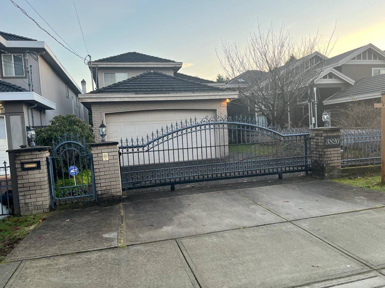 3820 Lockhart RD,  Richmond,  BC V7C 1M3