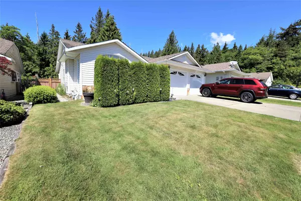 Gibsons, BC V0N 1V8,535 Shaw RD #14