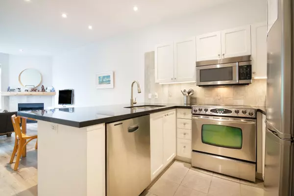 Whistler, BC V8E 1A5,4360 Lorimer RD #316