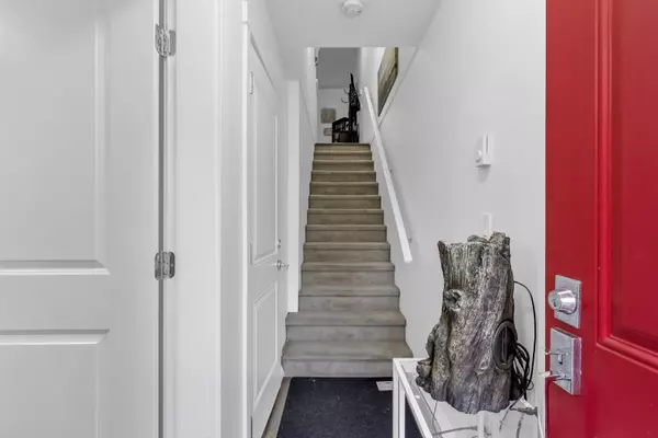 Surrey, BC V3W 1H9,13636 81a AVE #23