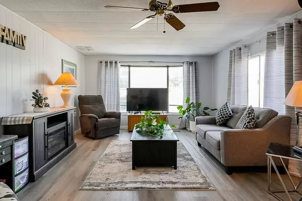 Langley, BC V2Z 1N6,2270 196 ST #52