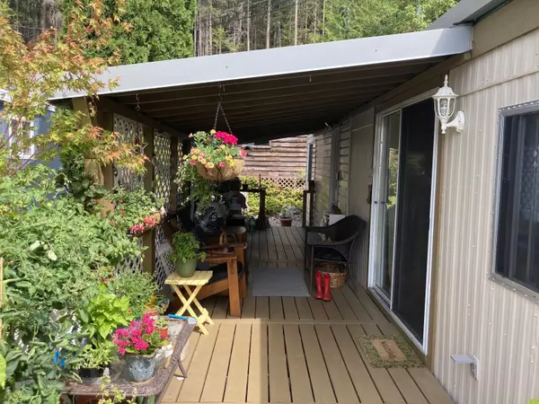 Pender Harbour, BC V0N 2H1,12248 Sunshine Coast HWY #7