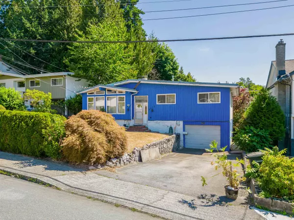 Burnaby, BC V5B 2X4,6573 Parkdale DR