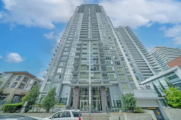 Surrey, BC V3T 0J5,13325 102a AVE #1505