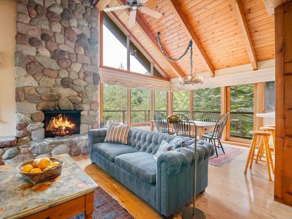 Whistler, BC V8E 0B8,3329 Nighthawk LN