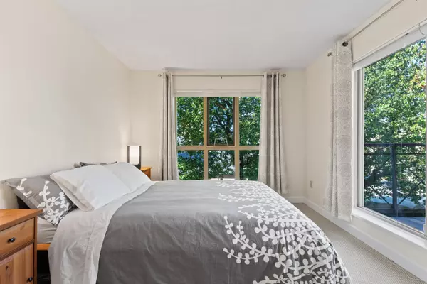 Vancouver, BC V6J 3C2,2775 Fir ST #3A