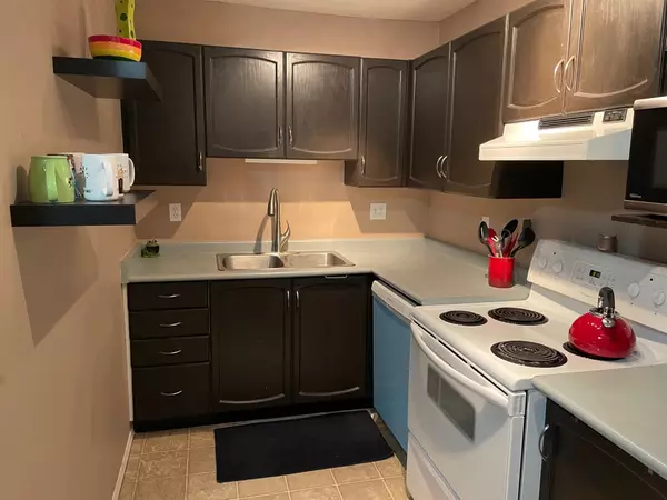 Abbotsford, BC V2T 6P4,2964 Trethewey ST #303