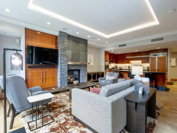 Whistler, BC V8E 0Y4,4617 Blackcomb WAY #37