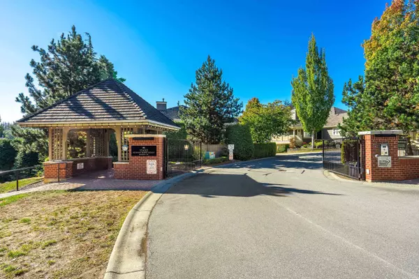 Surrey, BC V3S 0K1,15450 Rosemary Heights CRES #10