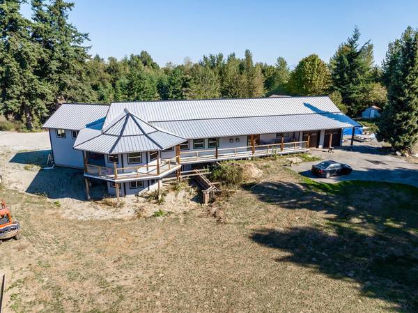 857 Bradner RD, Abbotsford, BC V4X 1H8