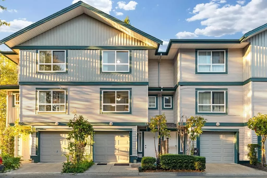 Surrey, BC V3W 1P3,12730 66 AVE #19