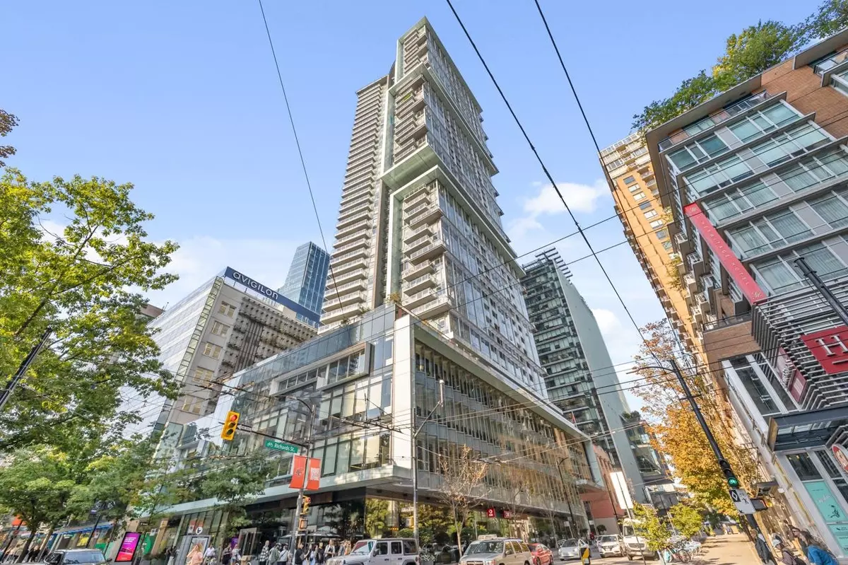 Vancouver, BC V6B 0M6,777 Richards ST #2202