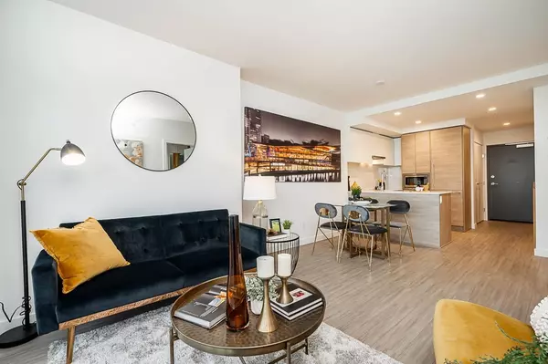 Surrey, BC V3T 0P7,13615 Fraser HWY #1311