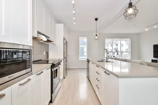 Mission, BC V4S 0E4,8335 Nelson ST #33