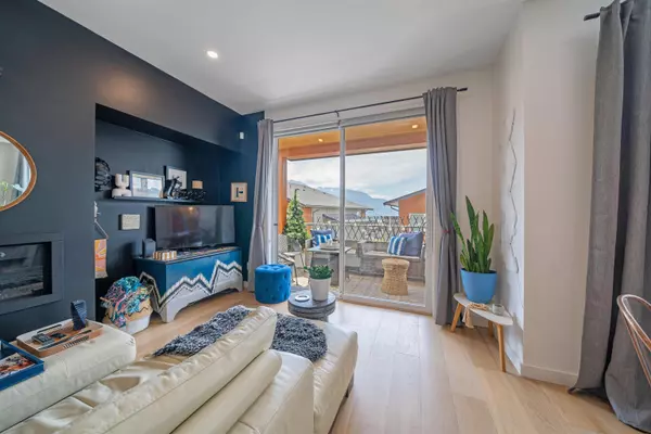 Squamish, BC V8B 0Y6,41333 Skyridge PL #2