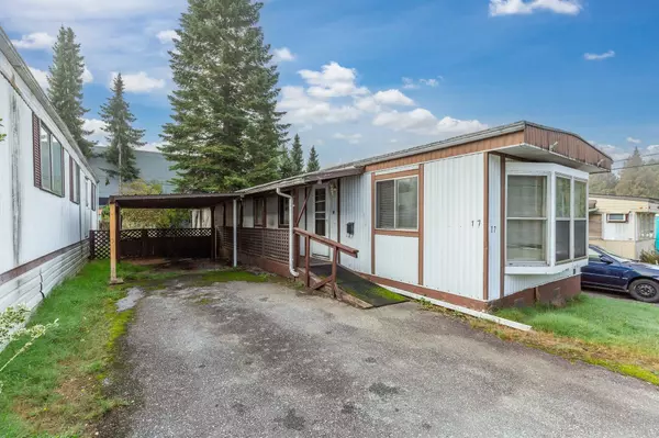 Maple Ridge, BC V2X 2R4,21163 Lougheed HWY #17