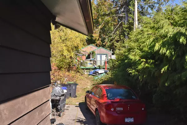 Sechelt, BC V7Z 0M1,6242 Sunshine Coast HWY