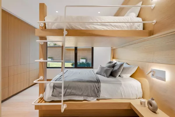 Whistler, BC V8E 0A2,1640 Southlands LN